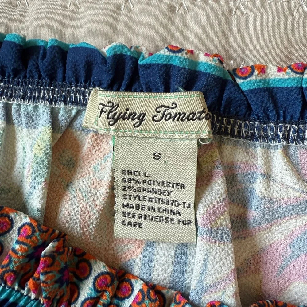 Flying Tomato‎ Top S  Off Shoulder Crop NWT